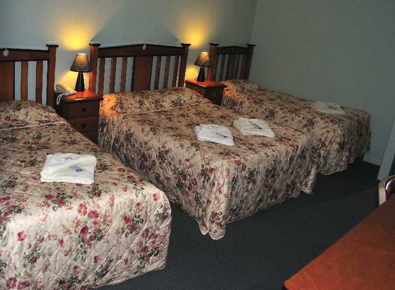 Miranda Lodge Canberra Extérieur photo